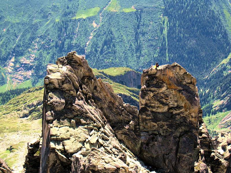 img_0354.jpg - Blick zurück zum 2. Gratturm (Plattenturm, 2895 m) und 3. Turm (Zwillingsturm, 2920 m)